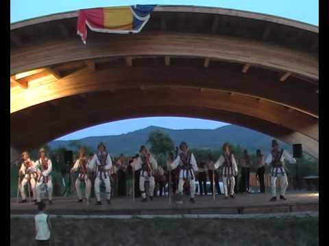 Ansamblul Folcloric Vantulet din Balti Moldova_2.mp4
