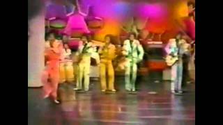 It's Too Late To Change The Time (Tonight Show With Johnny Carson - 15-11-1974)