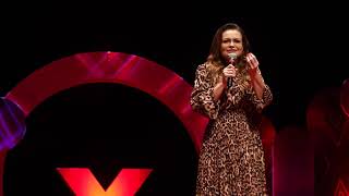 A vergonha mudou de lado | Rose Leonel | TEDxMaringá