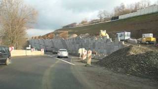 preview picture of video 'Lubień Zakopianka - mury oporowe w budowie'