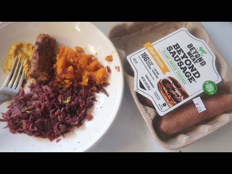 Beyond Meat Bratwurst Sausage Taste Test and Review - Dash Double Up Skillet Oven