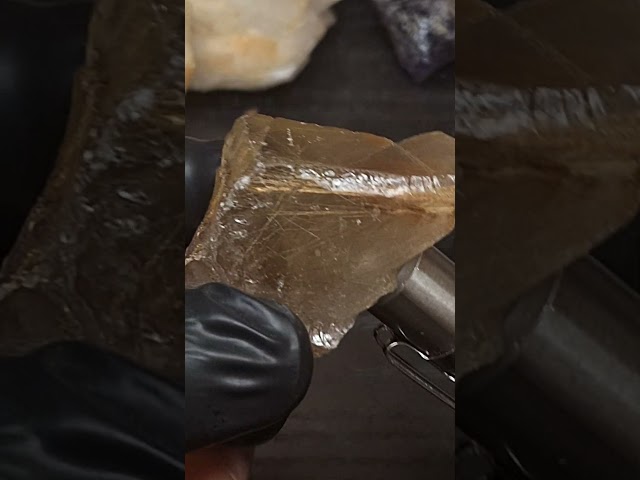 حجر سجنتك كوارتز خام طبيعي