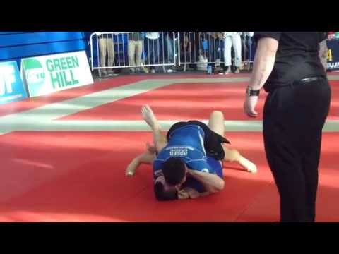 Muujig Altantugs vs Tommy Cook - IBJJF London Open No-Gi 2014 - Blue Adult - Open