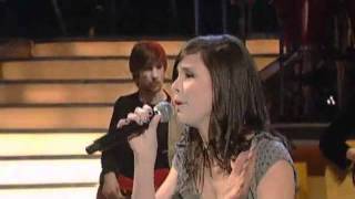 Lena Meyer Landrut singing New Shoes (cover).flv