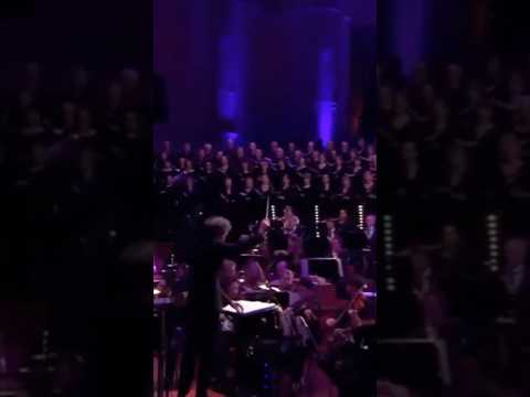 Clint Mansell - Lux Aeterna (Requiem for a Dream)