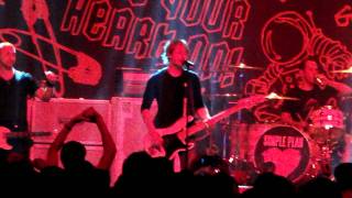 Simple Plan - Your Love Is A Lie (Live)
