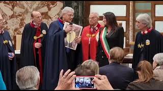 Vincenzo Pagliara riceve la Gran Croce Accademica dall’ Università Nuova Scuola Medica Salernitana