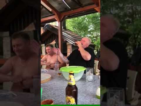 Sinoć nisi bila tu u izvedbi neotkrivenog talena Šefika Ramčevića