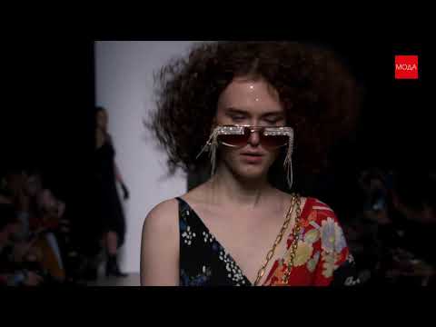 РОМАН УВАРОВ (ROMAUVAROVDESIGN) Весна-лето 2020 Mercedes-Benz Fashion Week Russia. 18.10.18г.