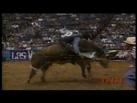 Adriano Moraes vs Hollywood - 98 PBR Landover (91.5 pts)