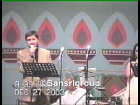 Isha in concert with Darshak Vaishnav