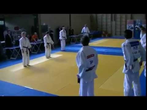 Kata demo op open team kampioenschap judo kata in Lepelstraat 2014