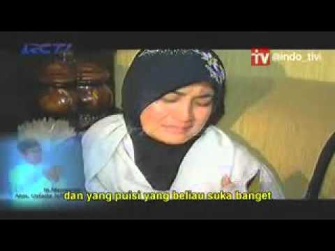 Terharu umi pipik baca puisi Alm ustad uje