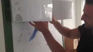 AQUARIUS* Roll Control Dispensers/WYPALL* L Blue Wipers Video - Improved Dispensing Performance