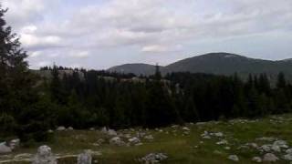 preview picture of video 'Panorama dal cratere dell mina di Scalambron, Lunetta di Zebio, Asiago'