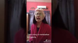 Download lagu Jom tengok loghat oghang perak ni Speaking - #KomeTidoSiangSiangNakBuakApe mp3
