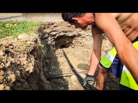 Glasfaser einblasen: So kommt die Glasfaser unter die Erde - Telekom Netz Tour 2016