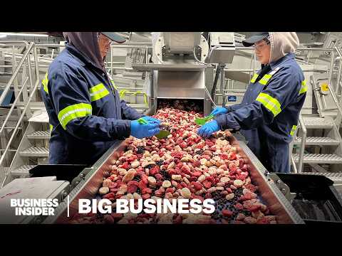 Why Maine's Blueberry Farmers Are Losing Millions | Big Business