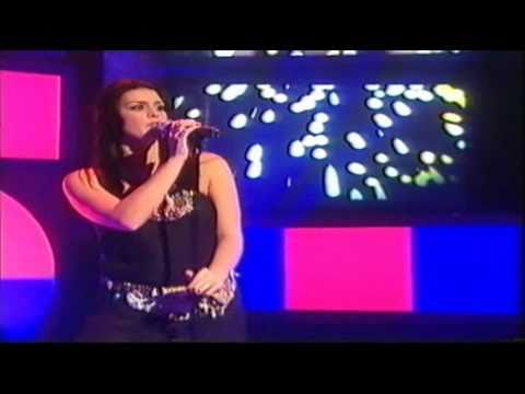 Carolynne Good - Man, I Feel Like A Woman - Fame Academy