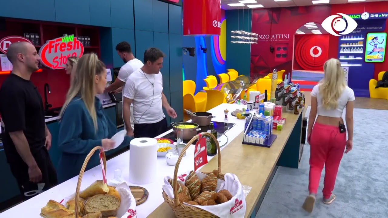 Deamishel përqafon Shpatin