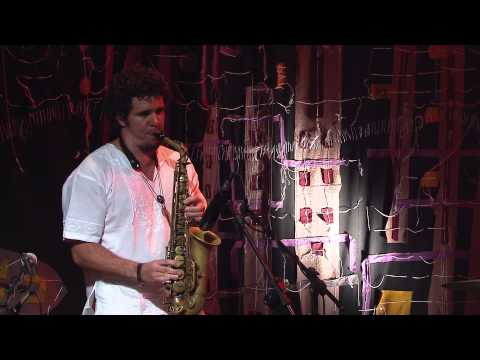 Letieres Leite & Orkestra Rumpilezz | Tabuão (Letieres Leite) | Instrumental Sesc Brasil