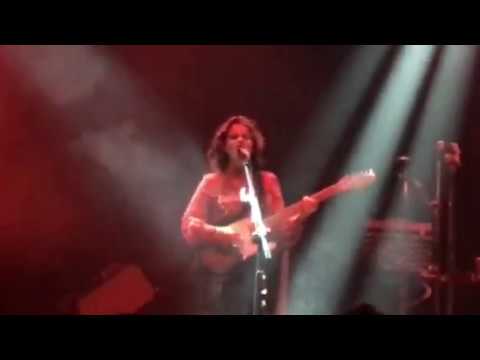 Anna Calvi - Don't Beat The Girl Out Of My Boy (fragment) - Live at Niebo, Warsaw - 11.07.18
