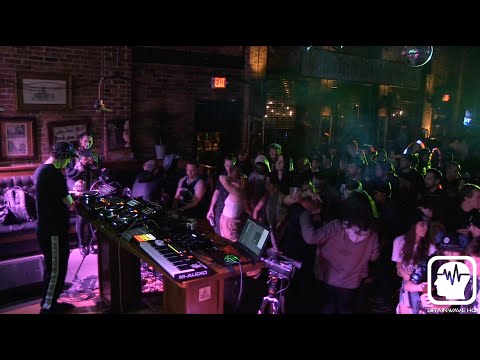 Wessanders at Arch Street Tavern - YourParents - 05.28.2021 - Hartford, CT