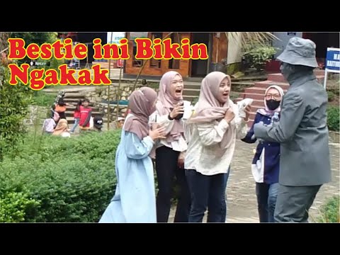 dedek-gemes-lucu-human-statue-prank