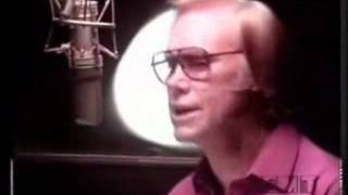 George Jones   Alan Jackson' A Good Year For The Roses