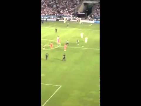 A bunch of idiots storming the field during the RM vs Roma game in Dallas