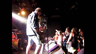 Cosmic Psychos - Nice Day To Go To The Pub + Fukwit City - Live @ dB's 2016