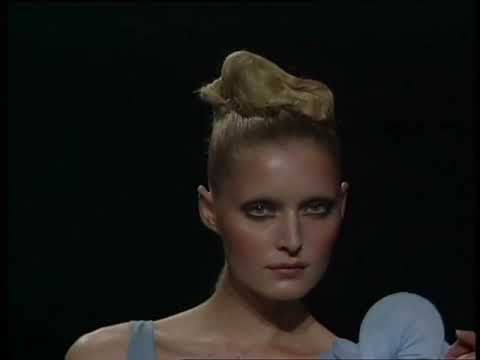 Maria Grachvogel S/S 2003 Catwalk Show