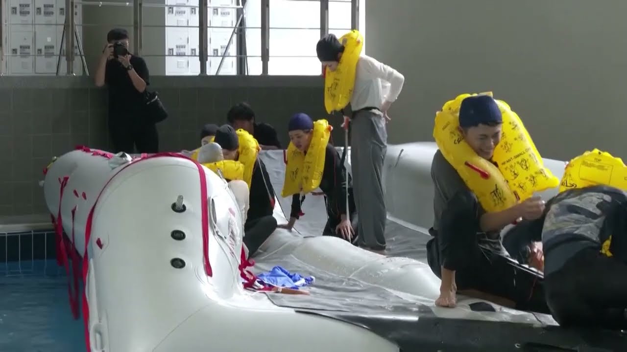 Starlux Airlines Galactic Lounge thumbnail