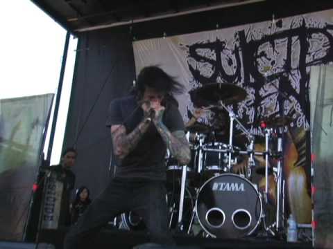 SUICIDE SILENCE - Unanswered (OFFICIAL MUSIC VIDEO)