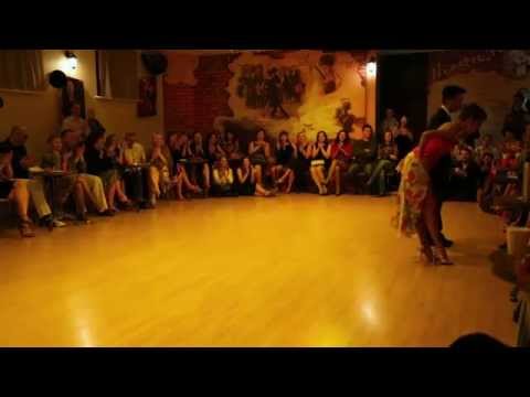  Sebastian Achaval  and  Roxana Suarez  are  dancing  to  "  Reliquias Porteñas  "  by  Francisco Canaro