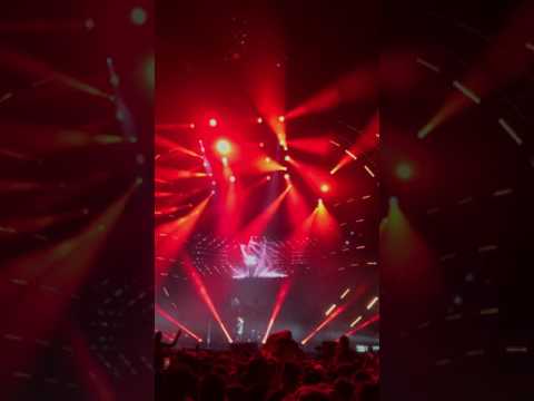 Ultra Miami Afrojack ft Stanaj - Bed of Roses