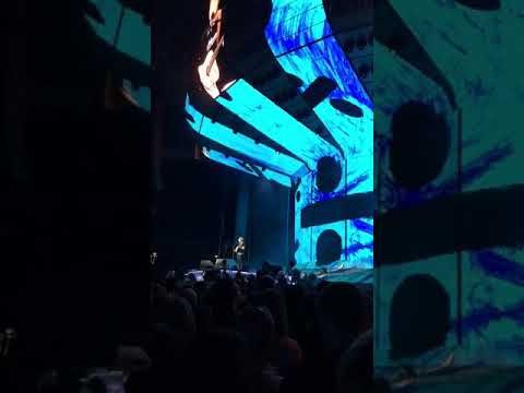 Ed Sheeran sings “Perfect” with Andrea Bocelli at Wembley 2018