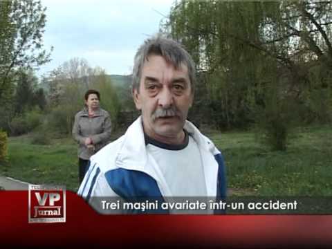 Trei maşini avariate într-un accident