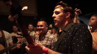 The 502s "White" live & unplugged in the crowd