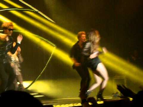 Tonight 37.2°C - Moves Like Jagger (BEG Miryo Rap)