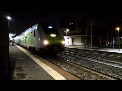 ETR421 032+038 Trenord - Monza - 13/10/2022