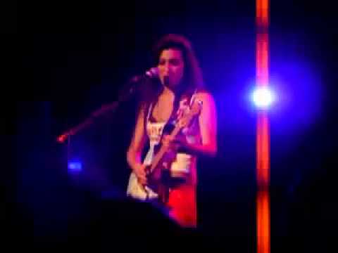 Thumbnail for Rare Amy Winehouse - Addicted Live 2003 by Amy Winehouse