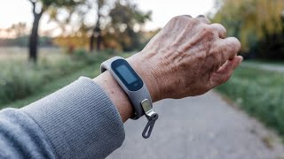 ⭕ Top 5 Best Wearable GPS Tracker for Elderly 2026 [Review and Guide]