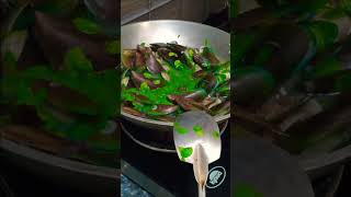 Download lagu Tahong with Malunggay #shorts #shortsvideo #cookingvideo #cooking mp3 Download lagu Tahong with Malunggay #shorts #shortsvideo #cookingvideo #cooking mp3