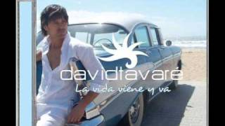 Kadr z teledysku En la Oscuridad tekst piosenki David Tavare