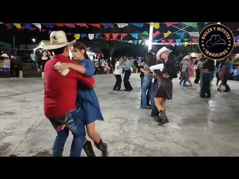 Bailando en La Unión Morales Mpio San Carlos Tamaulipas