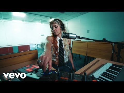 BIIANCO - Bruv Parade (Live Video)