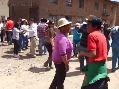 Pacaraos - Octubre 2012 bailando con la orquesta II