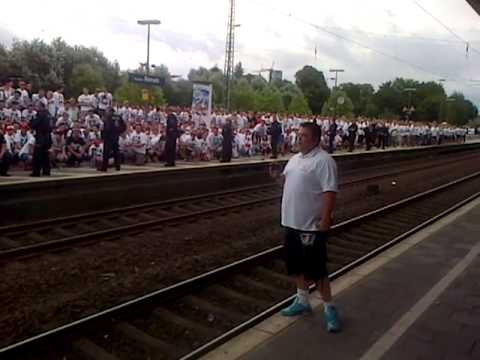 HUMBA am Bahnhof Benrath (1. FC Köln vs. Fortuna Düsseldorf 28.07.2013 1:1)