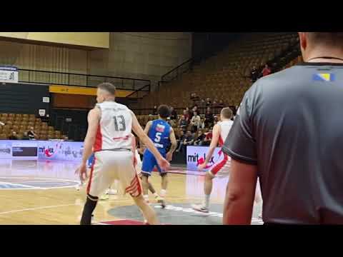 Finiš utakmice Sloboda - Široki